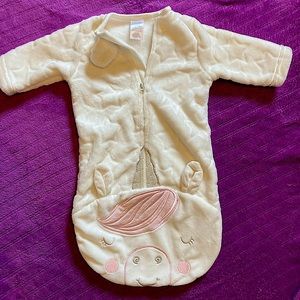 SOLD! Kyle and Deena sleeper 0-3m